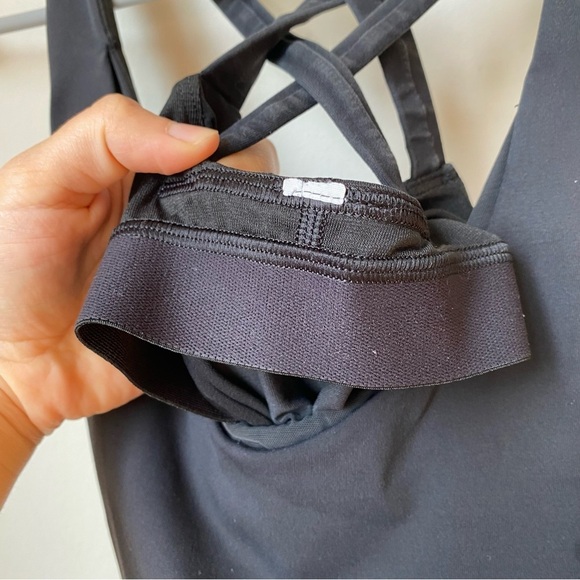 Lululemon Women's Black Tank Top - Picture 4 of 6